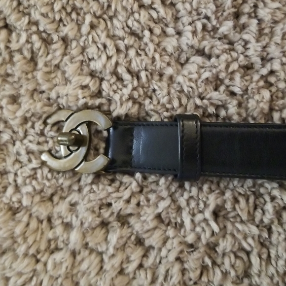 Vintage Authentic Chanel leather belt - Picture 6 of 9